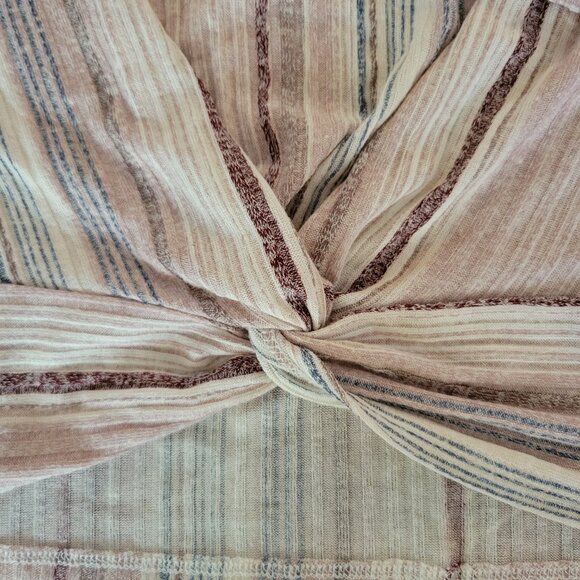 NWT! Above and Beyond Brand Casual/Boho Blouse, Sz M - Picture 4 of 11